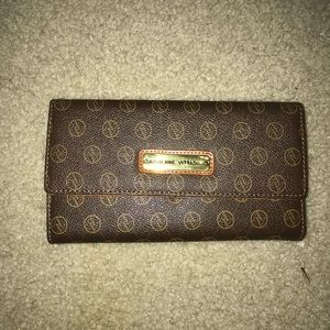 Adrienne Vittadini Wallet